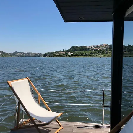 Hotel en barco Douro Floating House
